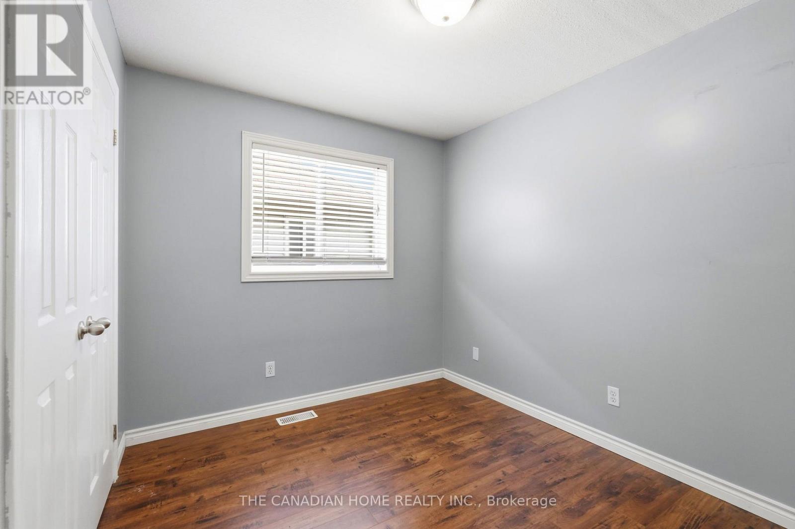 #14 78 PEACHWOOD CRESCENT - 29