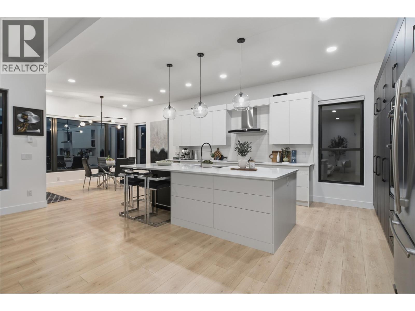1539 Rocky Point Drive - 24