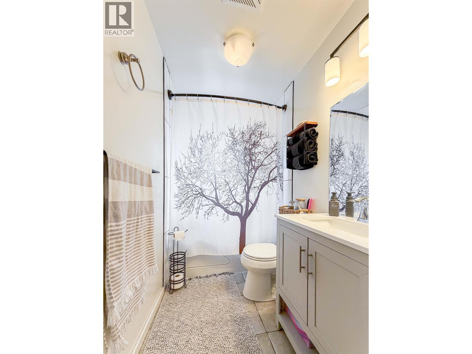 56 DAVY CRESCENT - 11