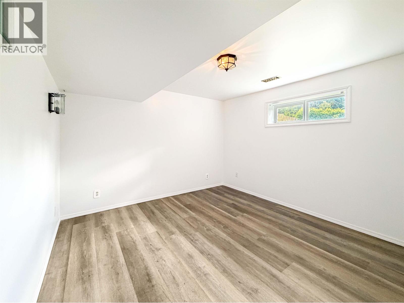 56 DAVY CRESCENT, Kitimat