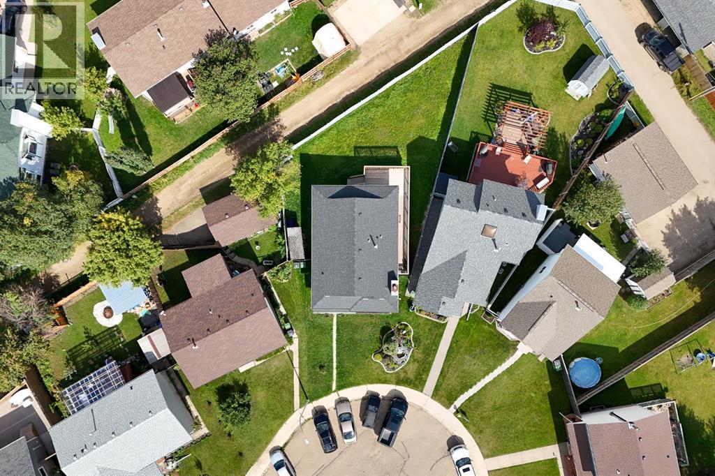6130 52 Street Close - Image 3