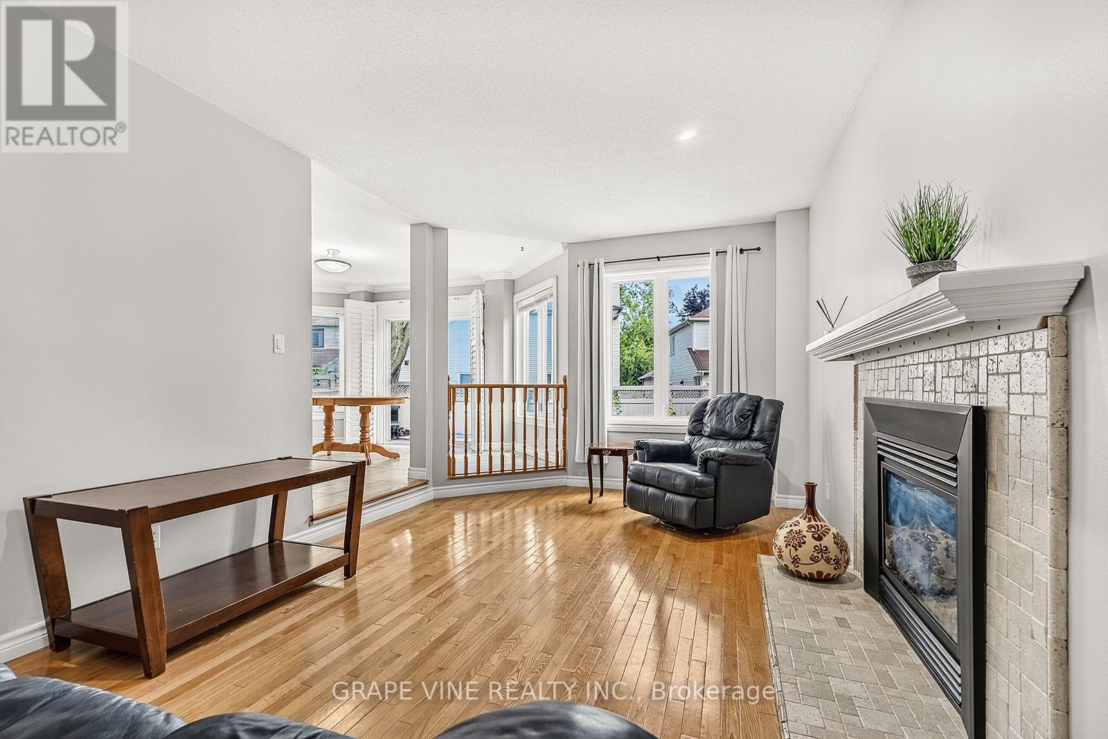 1715 CARA CRESCENT - 15