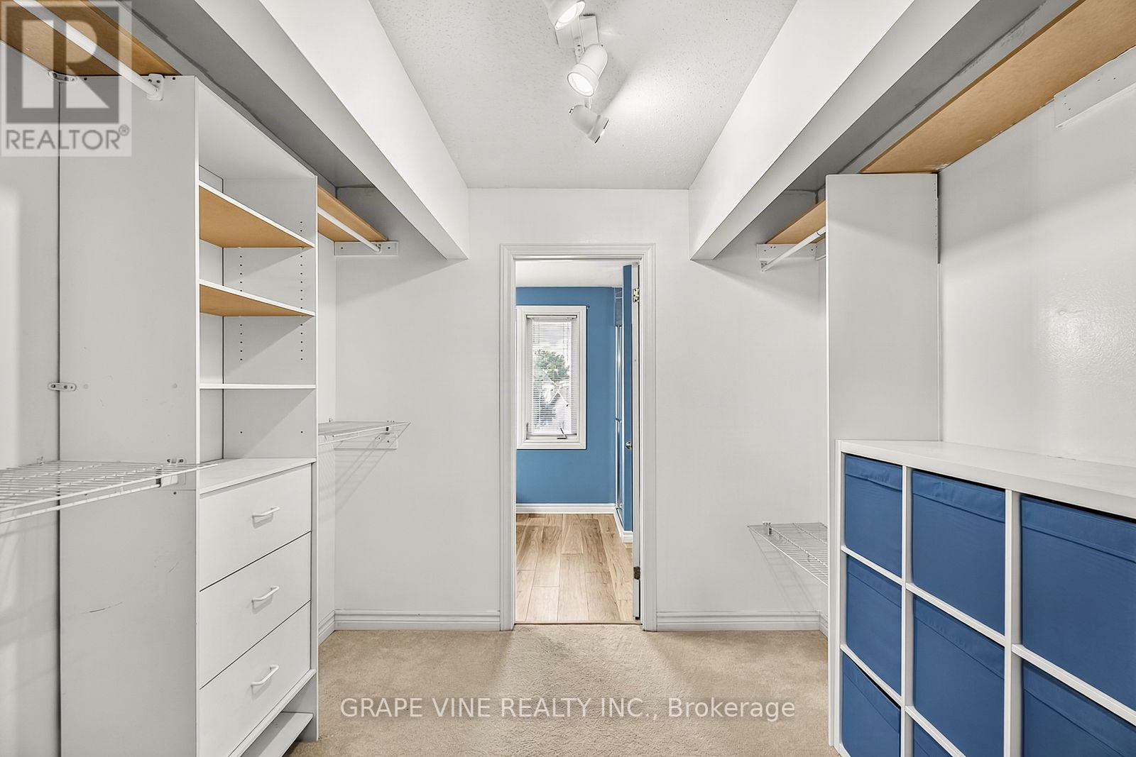 1715 CARA CRESCENT - 28
