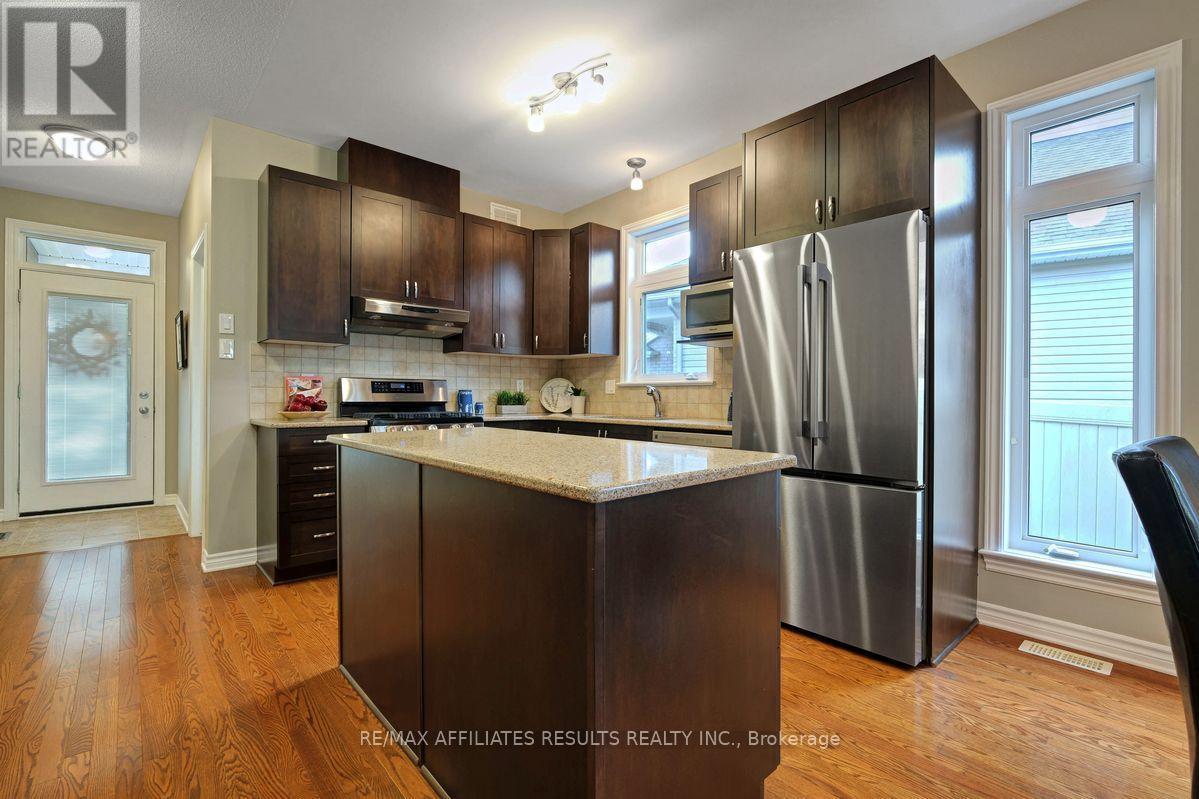 2 Bed, 3 Bath House for Sale in Ottawa – 248 BULRUSH CRESCENT, Ottawa – MLS# X13775592 - Image 21