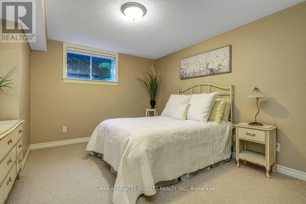 2 Bed, 3 Bath House for Sale in Ottawa – 248 BULRUSH CRESCENT, Ottawa – MLS# X13775592 - Image 43