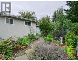 Flex Space - 760 Kinchant Street, Quesnel, BC V2J2S3 Photo 10