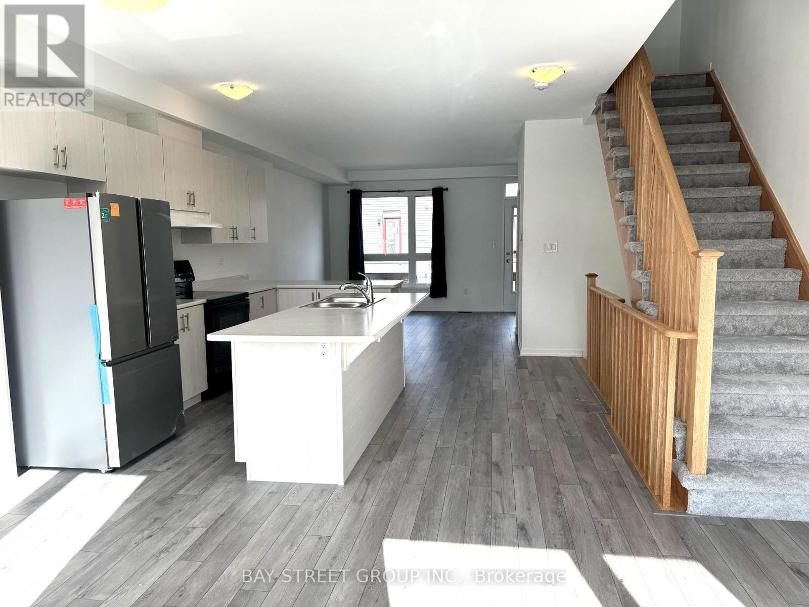 29 BATESON STREET, Ajax (South West) — photo 3