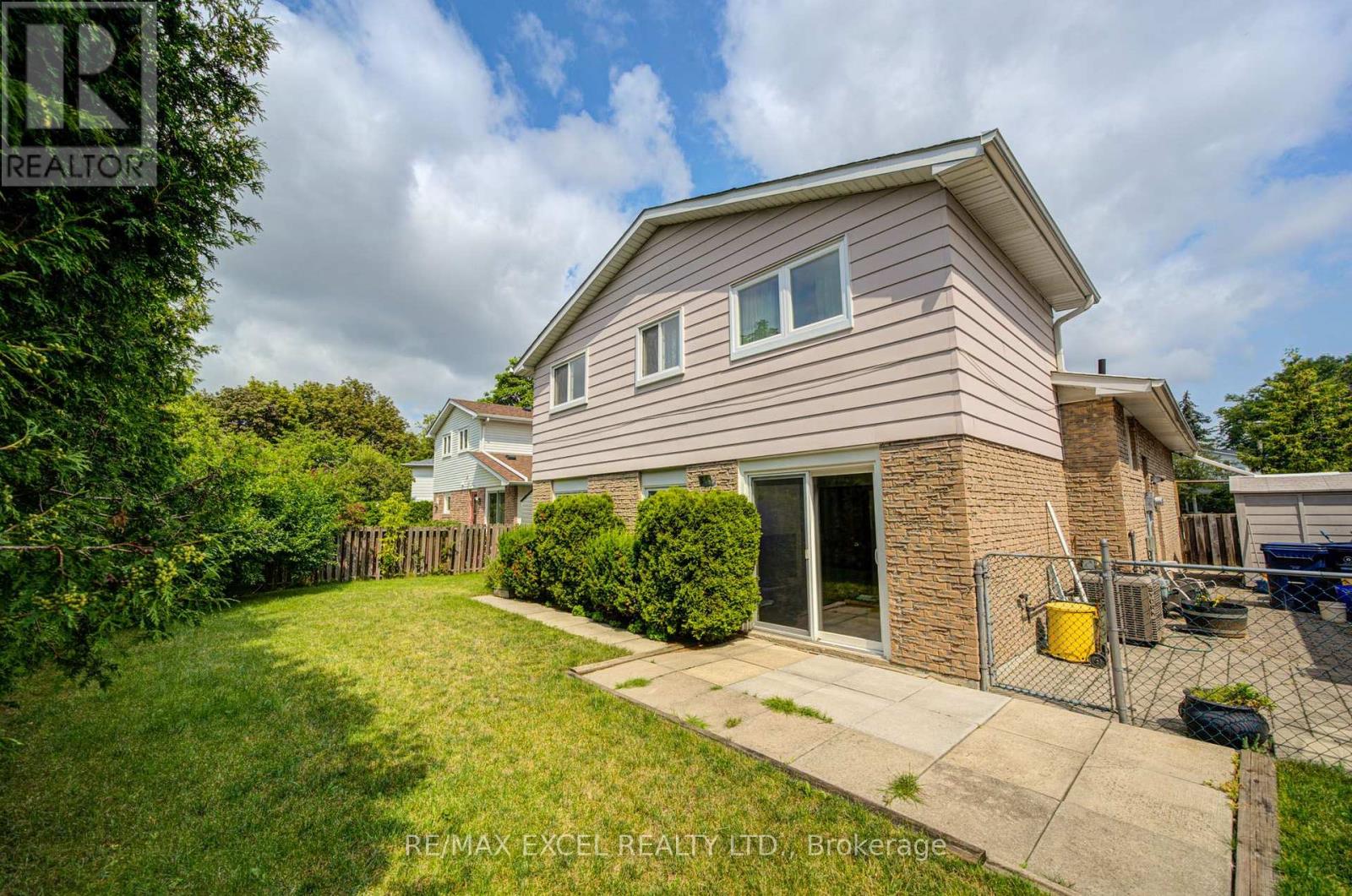 81 AMANDA DRIVE - Image 46