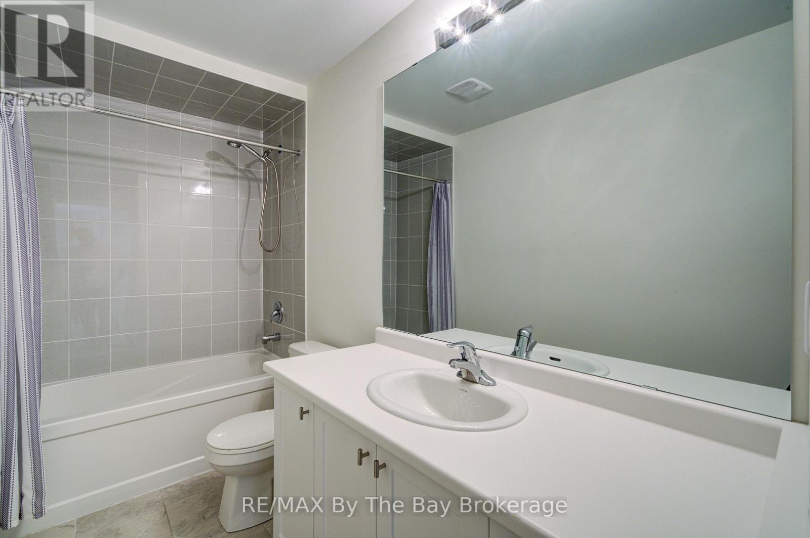 73 FEDERICA CRESCENT - Image 39