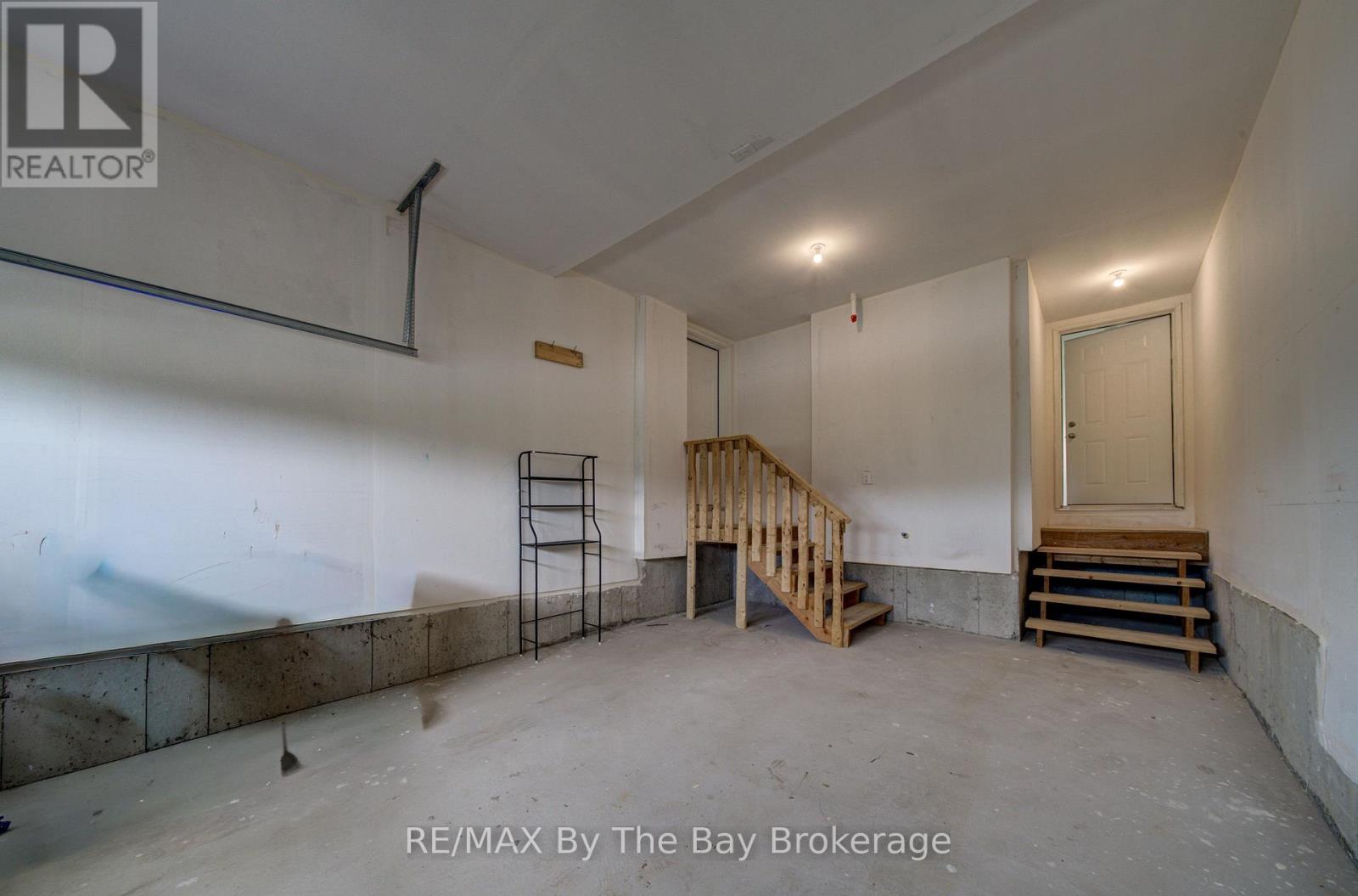 73 FEDERICA CRESCENT - Image 47