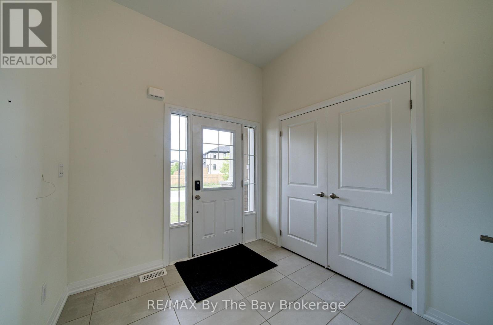 73 FEDERICA CRESCENT, Wasaga Beach — photo 5