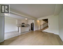 73 Federica Crescent, Wasaga Beach, ON L9Z0N5 Photo 12