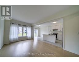 73 Federica Crescent, Wasaga Beach, ON L9Z0N5 Photo 13
