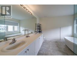 73 Federica Crescent, Wasaga Beach, ON L9Z0N5 Photo 28