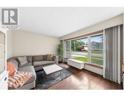 390 Mississaga Street W, Orillia, ON L3V3C5 Photo 10