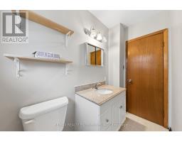 390 Mississaga Street W, Orillia, ON L3V3C5 Photo 21