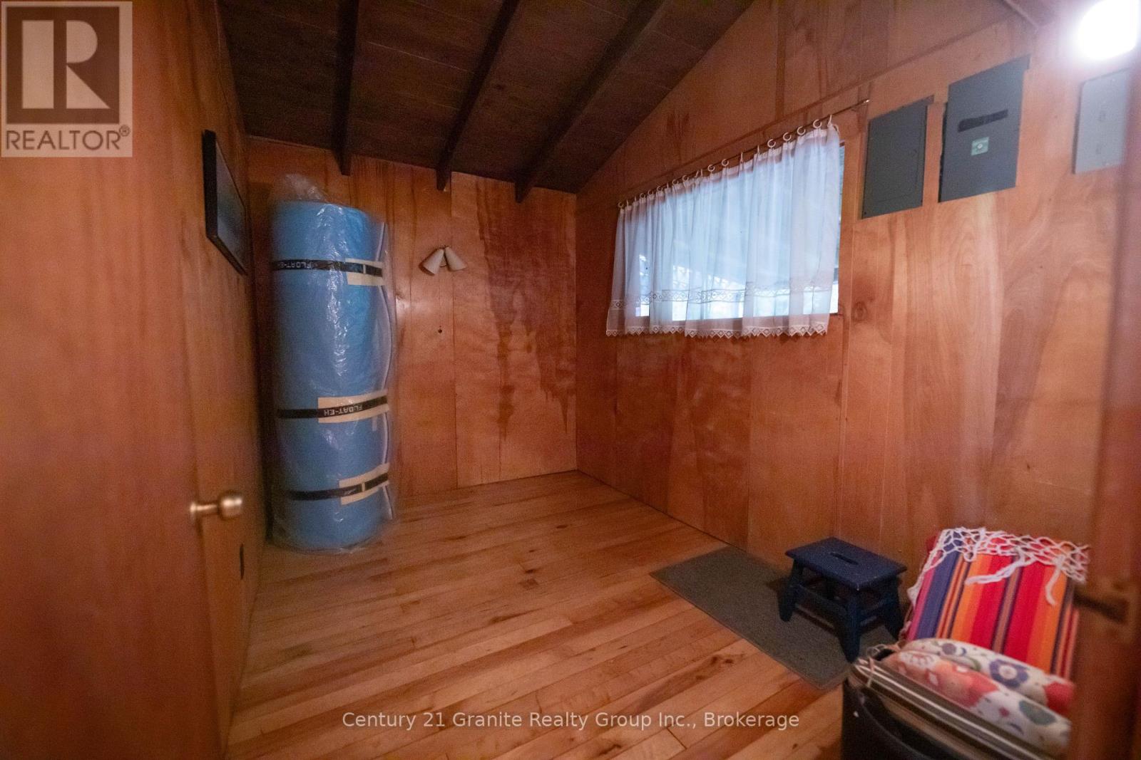 4943 KENNISIS LAKE ROAD DRIVE - Image 4