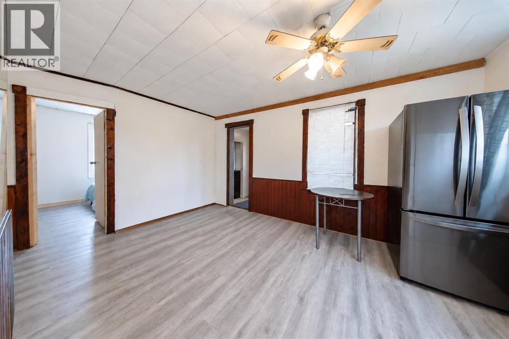 5006 47 Avenue - 5