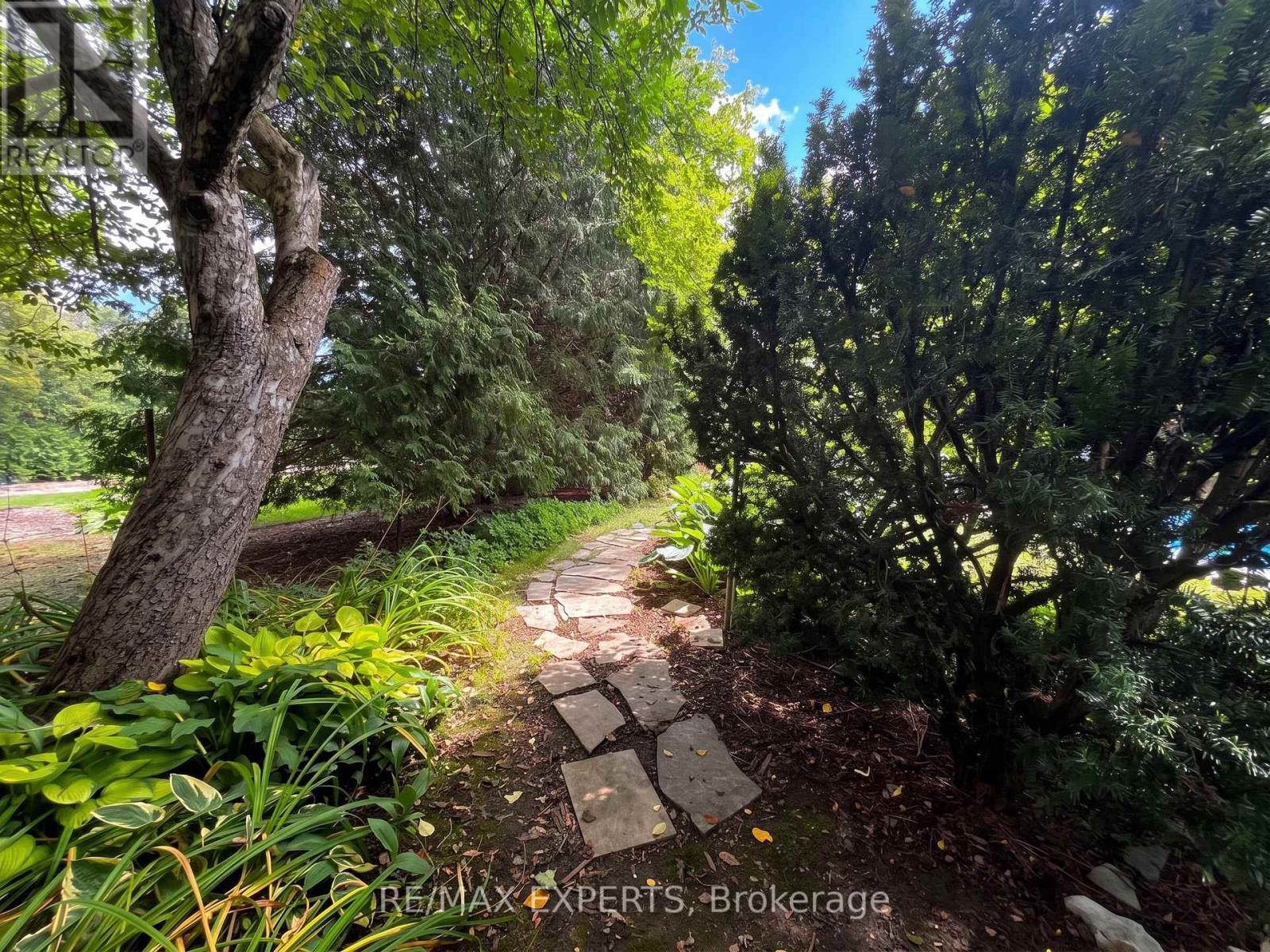 13676 NINTH LINE - Image 41