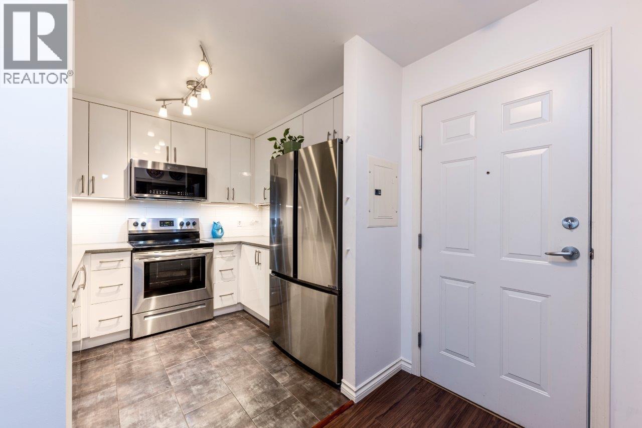 104 5281 OAKMOUNT CRESCENT, Burnaby — photo 8