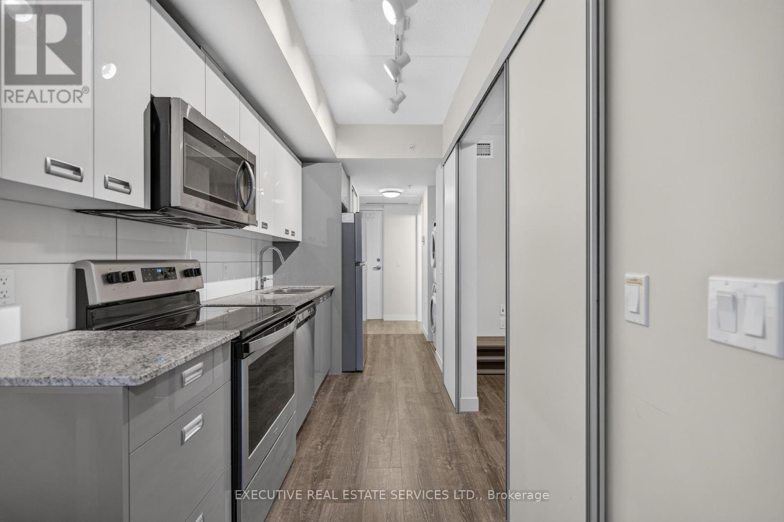 #509 257 HEMLOCK STREET - 16