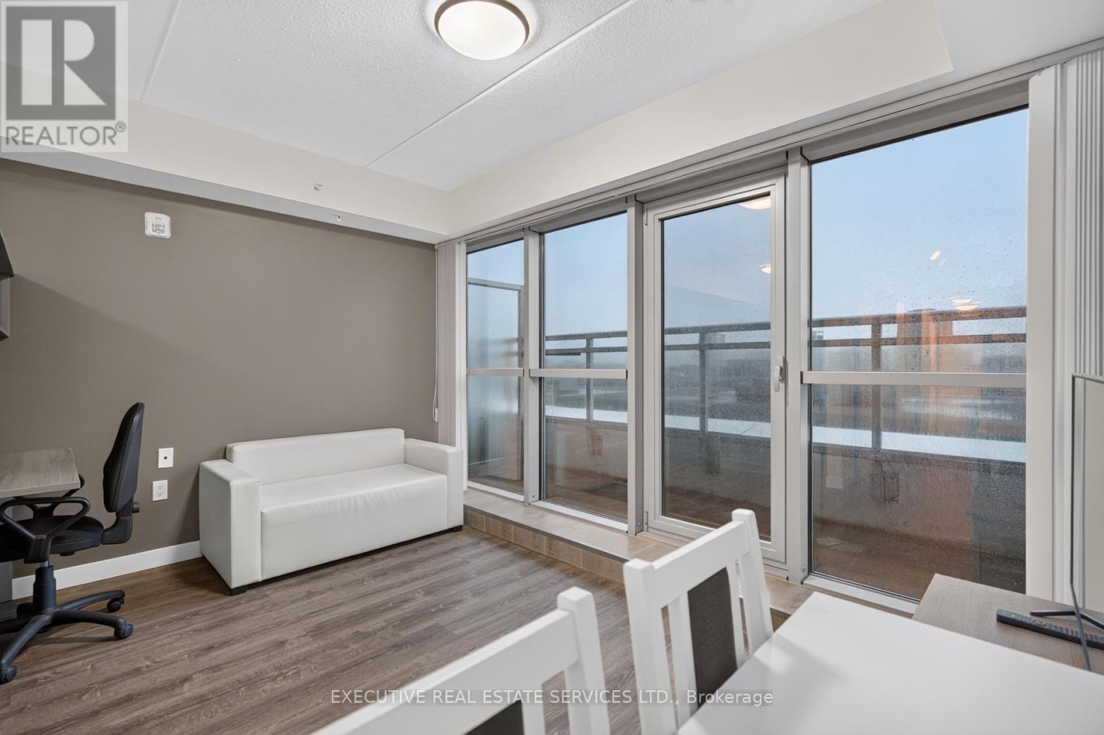 #509 257 HEMLOCK STREET - 18