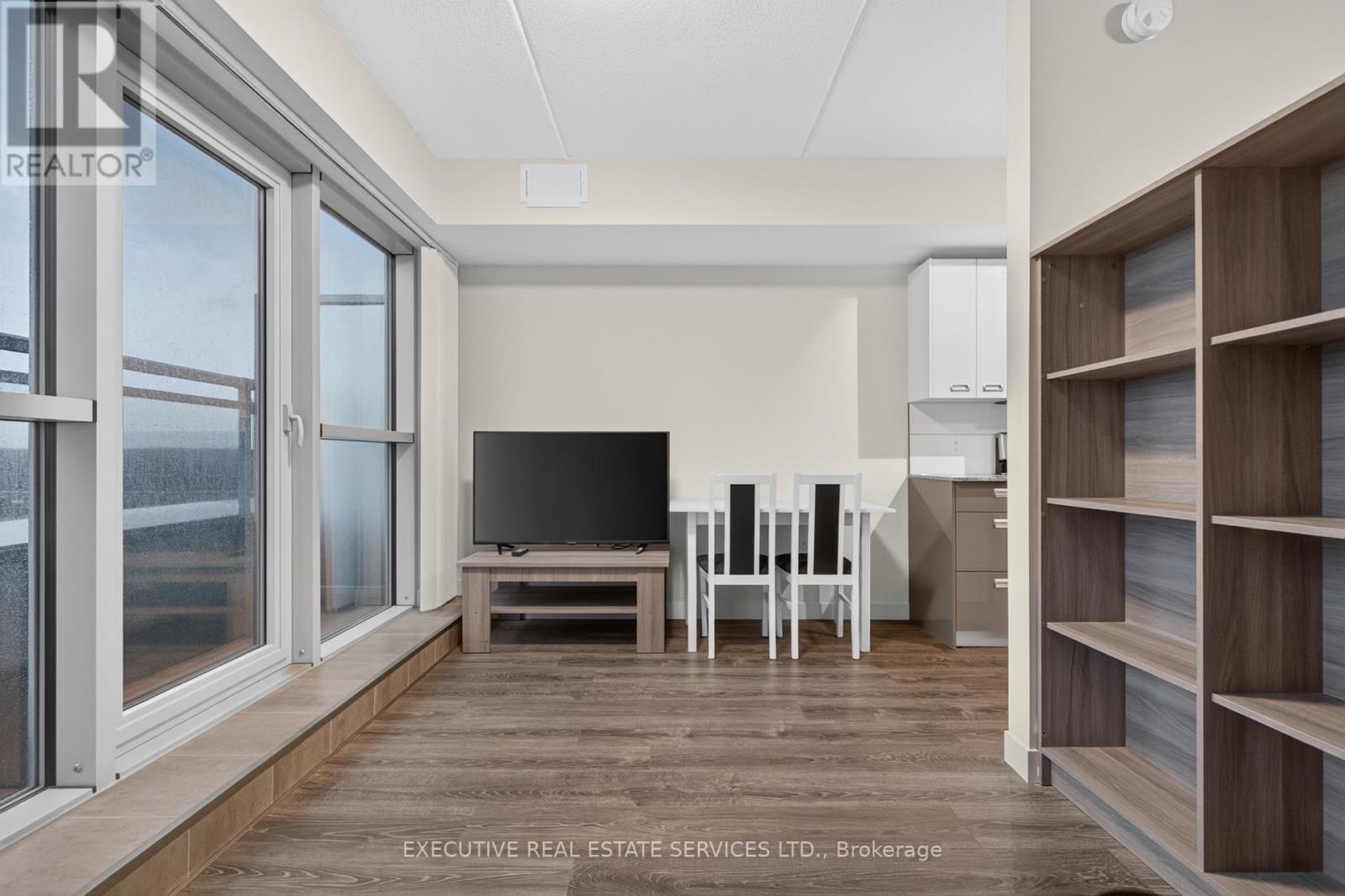 #509 257 HEMLOCK STREET - 20
