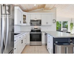 402 South Coast Drive, Haldimand, ON N0A1L0 Photo 12