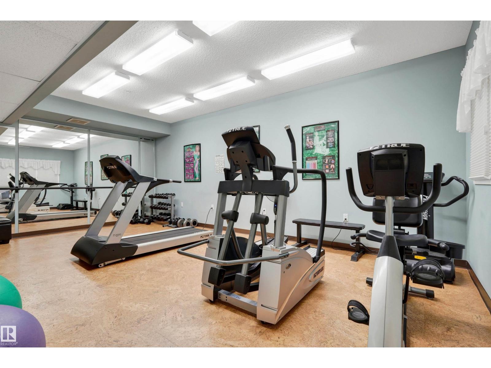 #215 9820 165 ST NW - Image 19