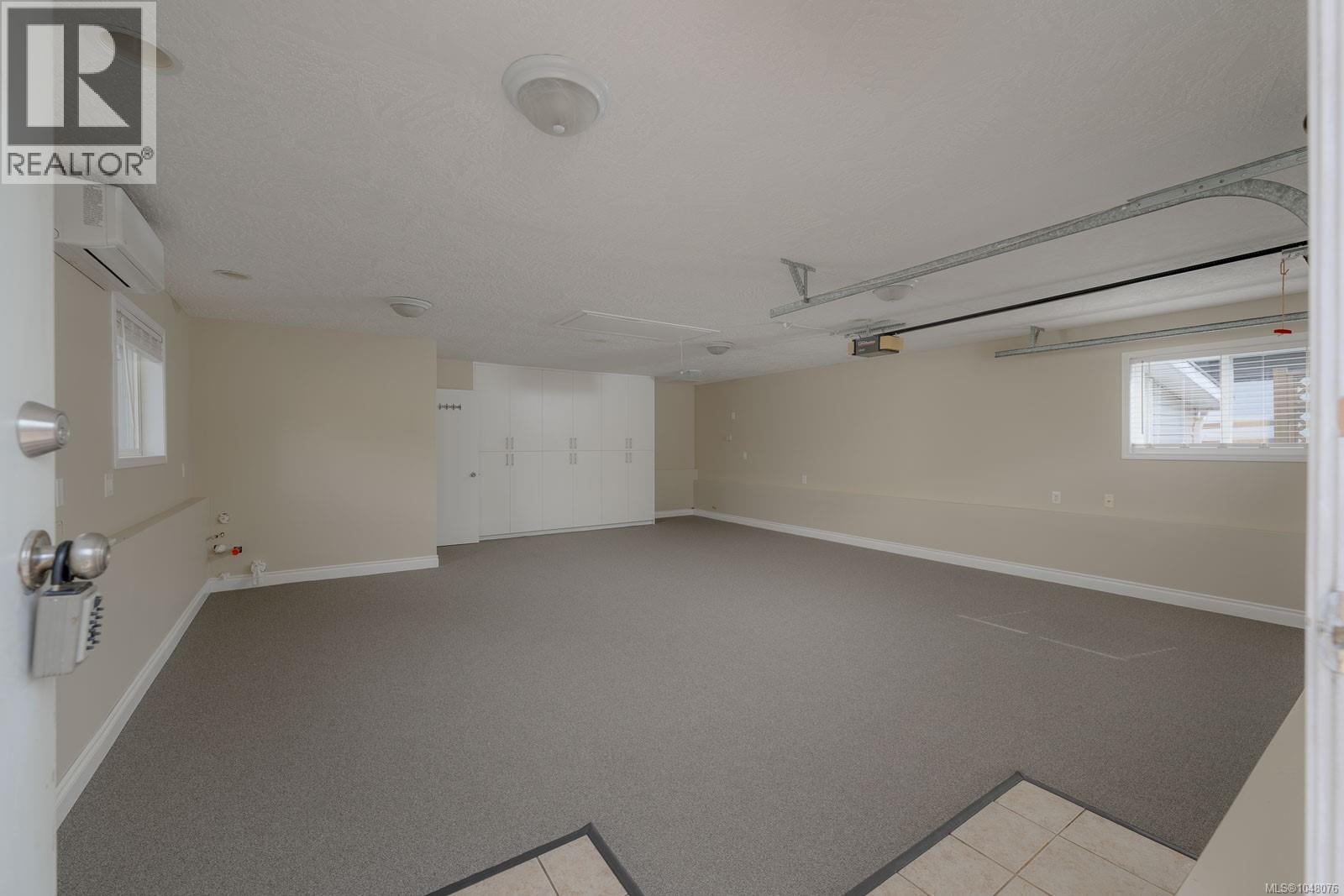 350 Vincent Ave - Image 26