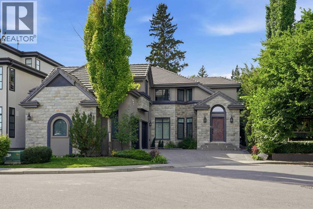 19 Windsor Crescent SW - 1