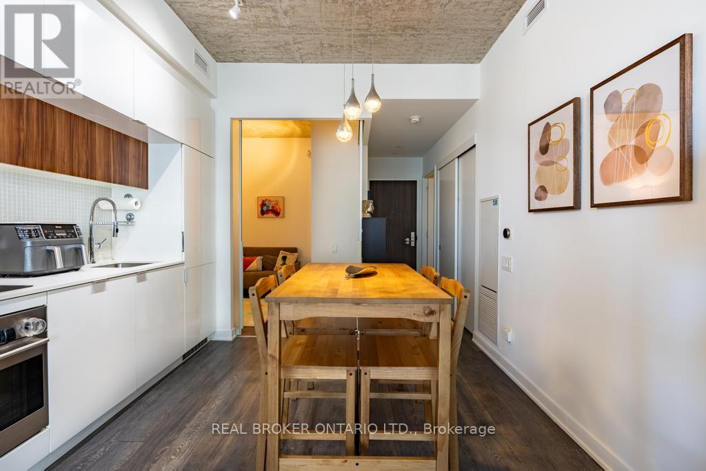 #1601 185 ROEHAMPTON AVENUE S - Image 4