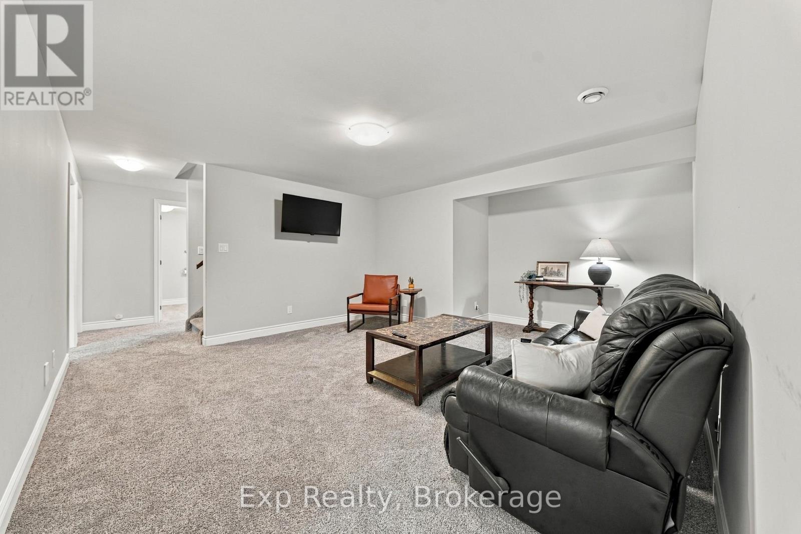 14 LEHTINEN CRESCENT - Image 20