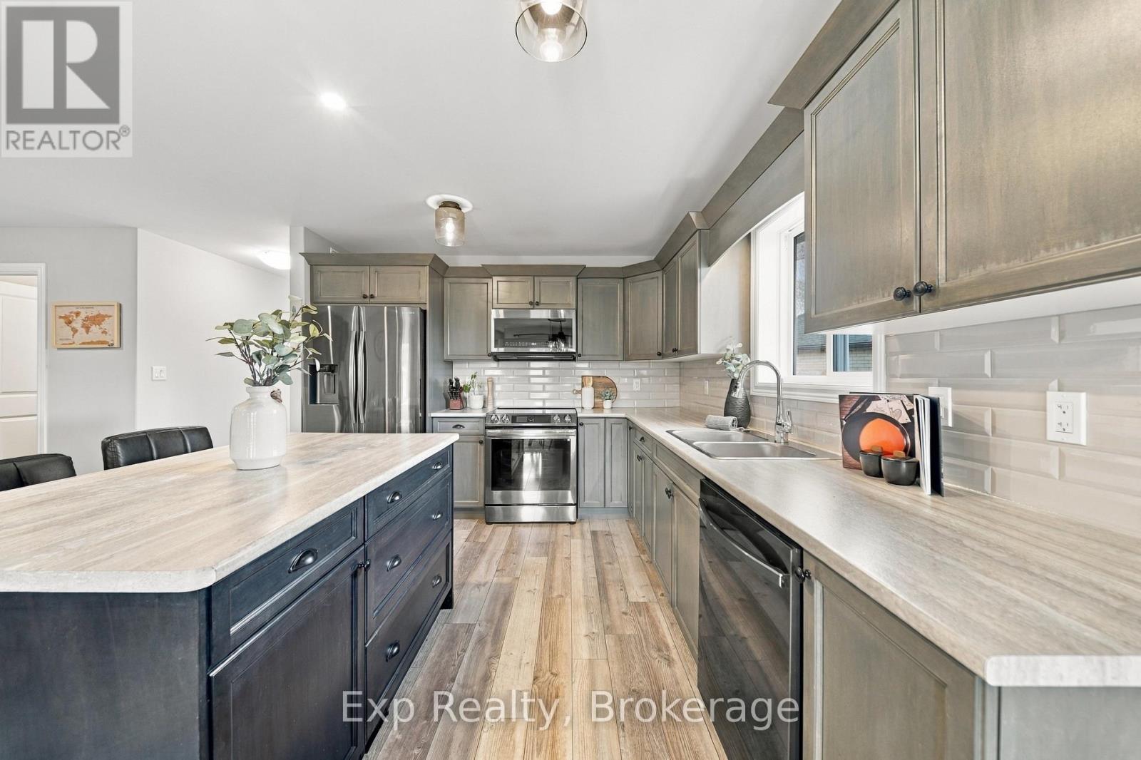 14 LEHTINEN CRESCENT - Image 5