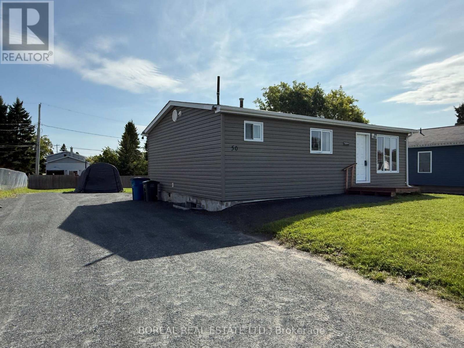 50 VICTORIA AVENUE, Cochrane — photo 1