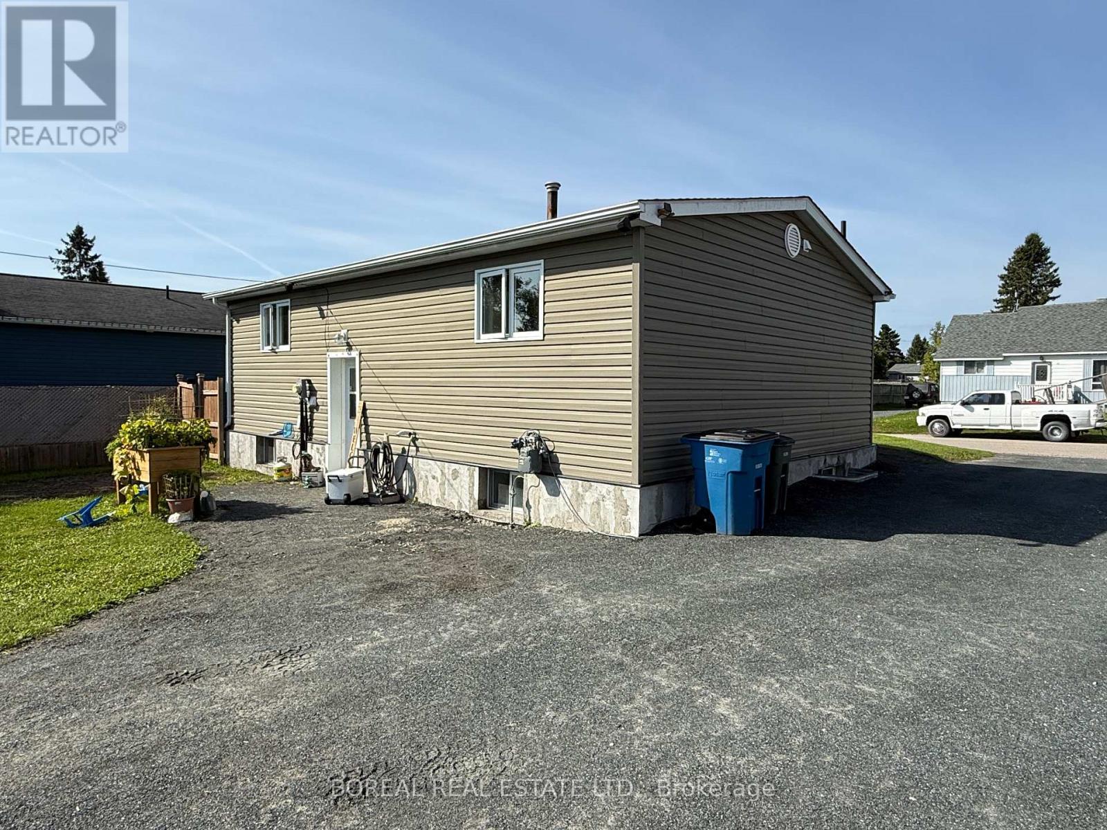 50 VICTORIA AVENUE, Cochrane — photo 4