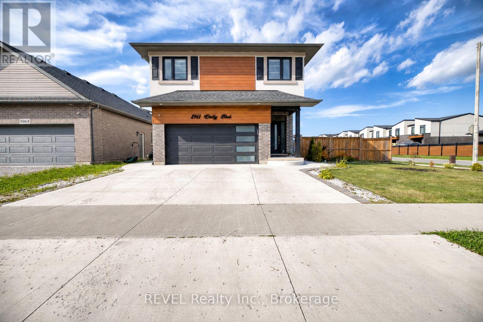 8961 EMILY BOULEVARD, Niagara Falls (Brown) — photo 2