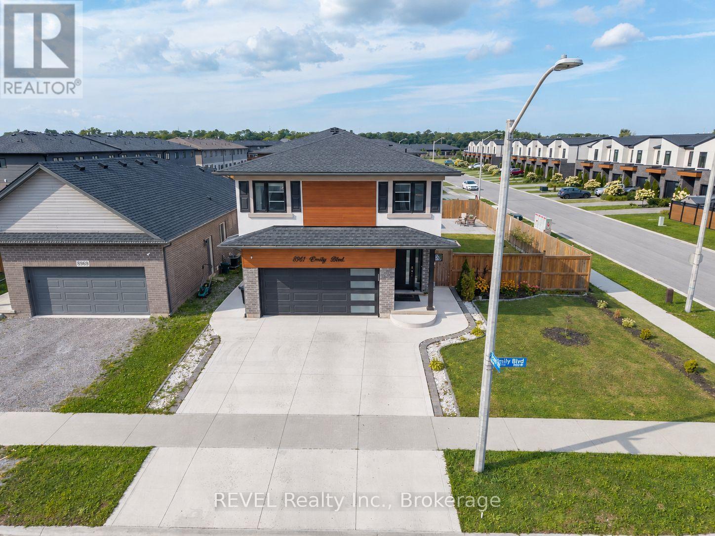 8961 EMILY BOULEVARD - 41