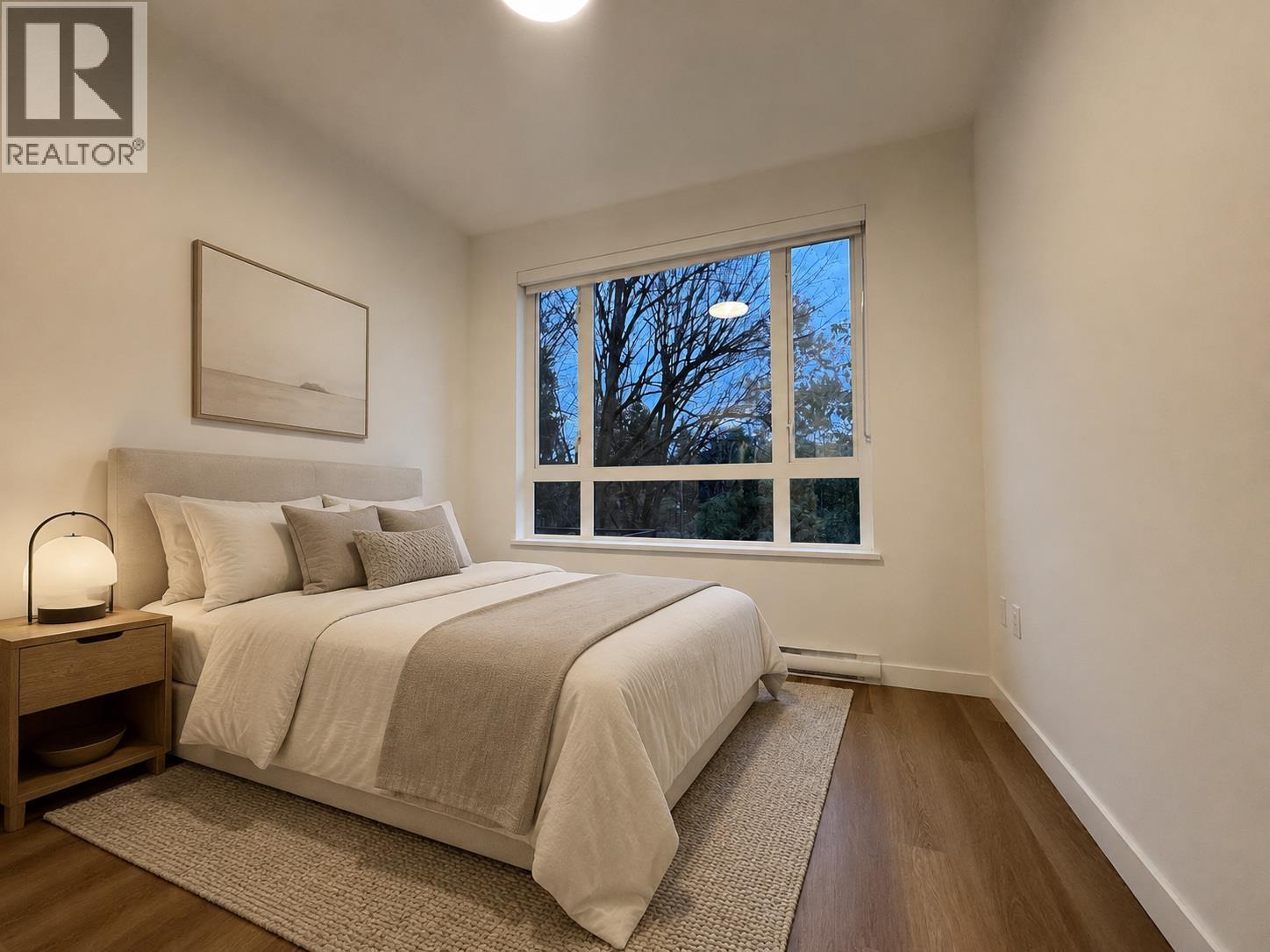 208 215 MCBAY LANE, Coquitlam — photo 5