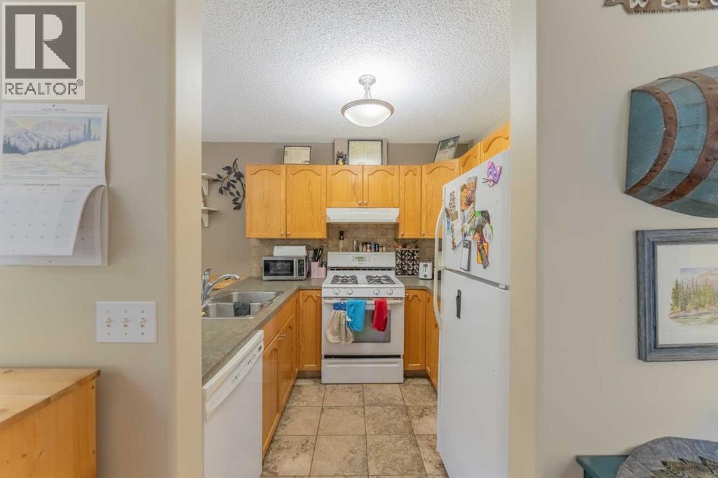 #2 827 Wilson Way - Image 18
