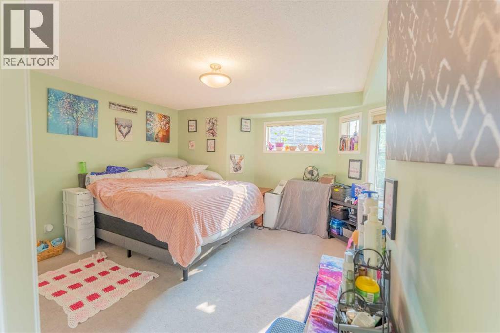 #2 827 Wilson Way - Image 21