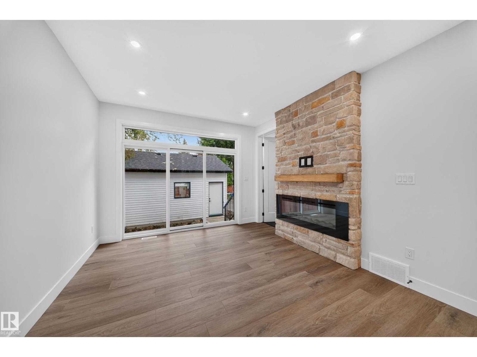 14610 85 AV NW - 9