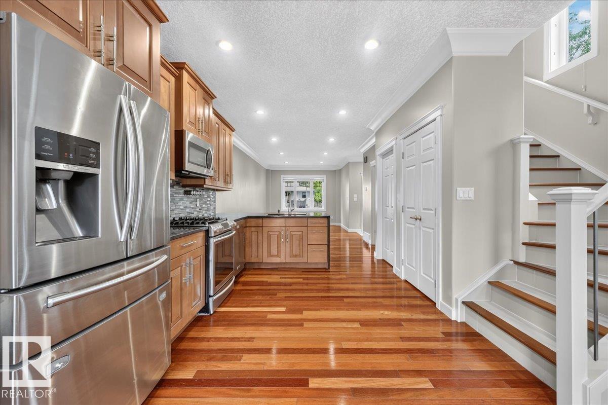 7947 79 AV NW - Image 20