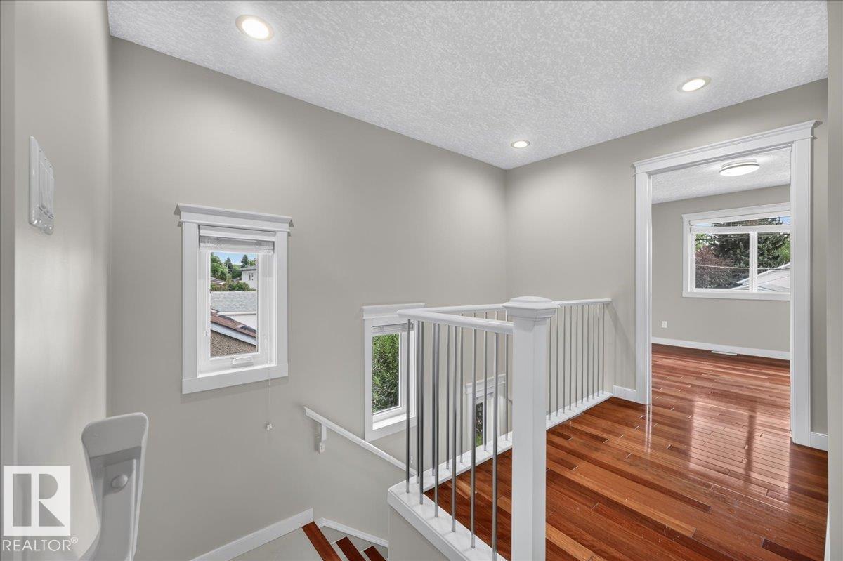7947 79 AV NW - Image 29