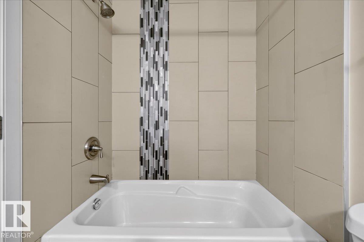 7947 79 AV NW - Image 33
