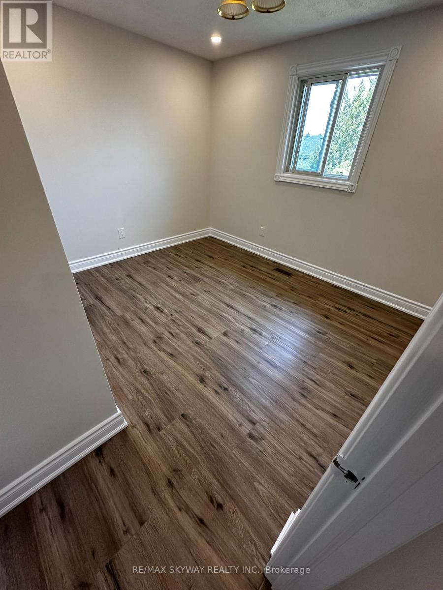 UPPER - 535 APPLEDALE CRESCENT, Waterloo — photo 5