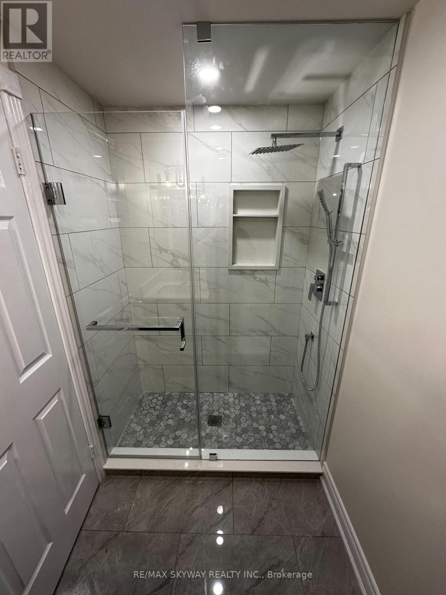 UPPER - 535 APPLEDALE CRESCENT, Waterloo — photo 9