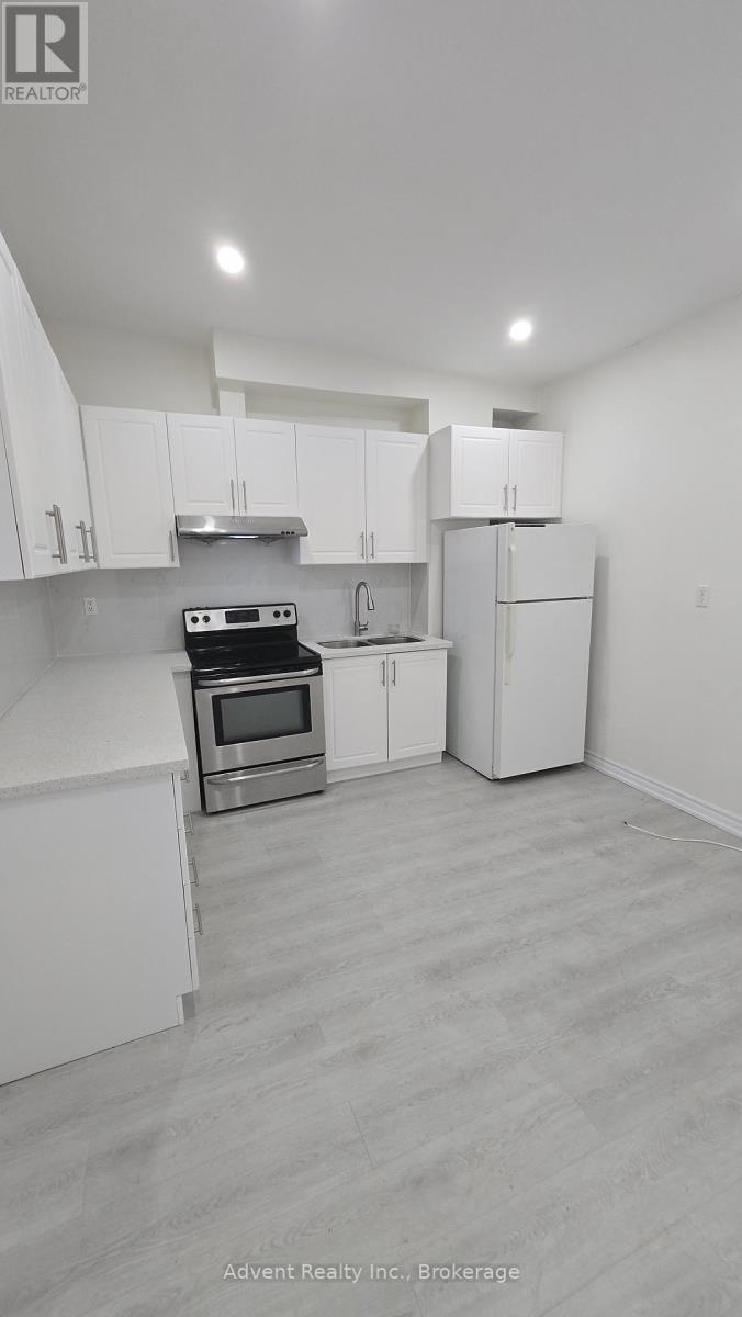 2ND FLOOR - 1454 QUEEN STREET W, Toronto (Roncesvalles) — photo 2
