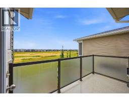 288 Corner Meadows Manor NE - photo 36