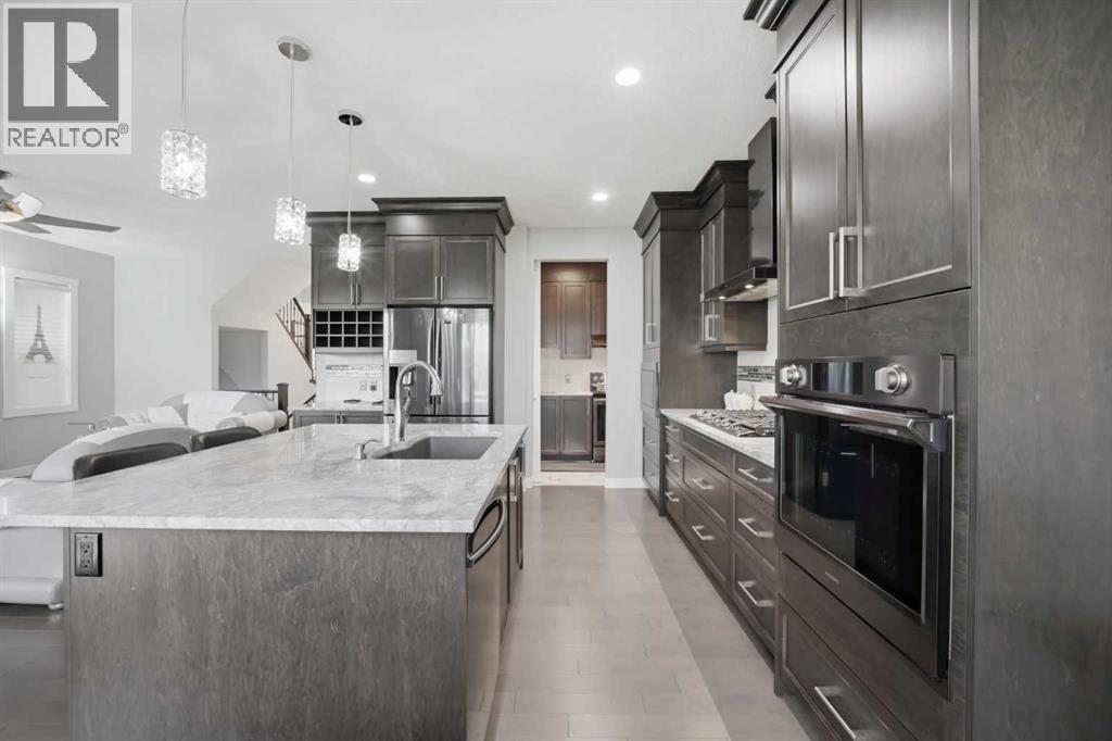 288 Corner Meadows Manor NE - 9